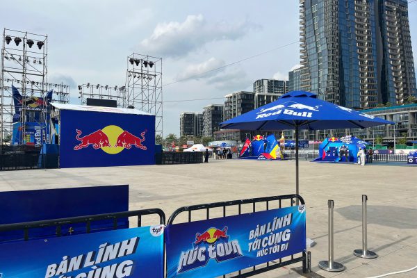 Dù che nắng thương hiệu – cho sự kiện Redbull tại Tp.HCM